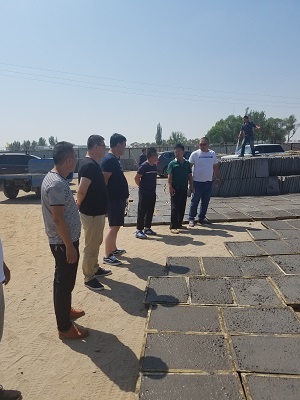 董事長薛躍虎對我公司正在施工項(xiàng)目進(jìn)行實(shí)地考察