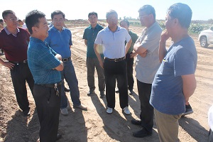 自治區(qū)水利廳副廳長于長劍檢查黃河二期防洪工程